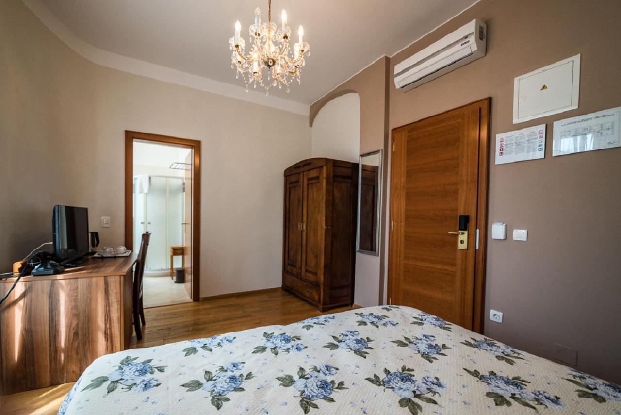 Guesthouse Bistra Vrhnika Exterior photo